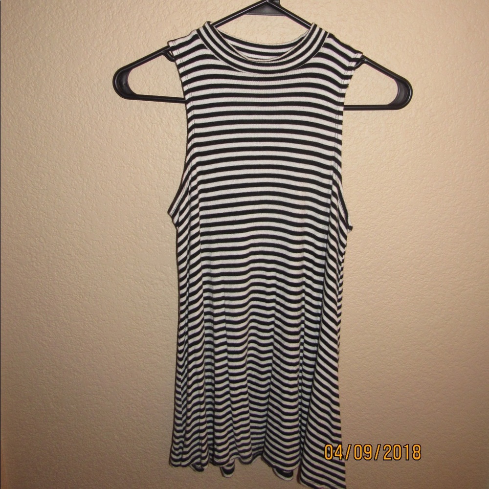 Turtle neck tank